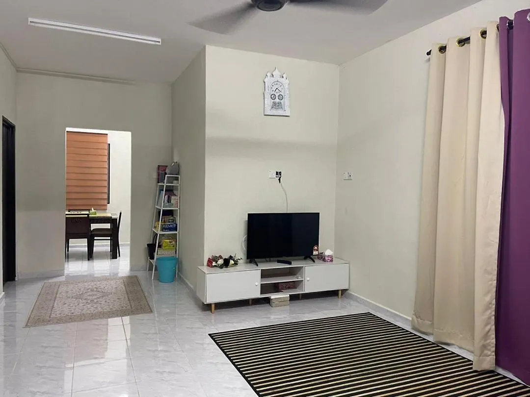 Teratak Amelia Homestay Kampong Baharu  Ma­lay­sia